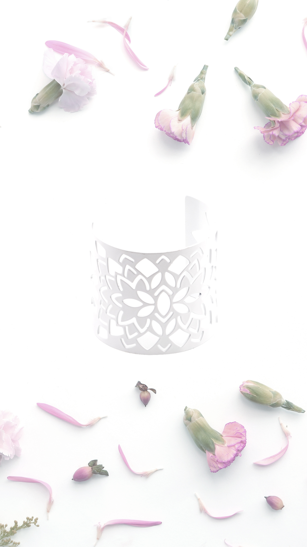 HACIENDA - WHITE BRACELET - PAPARAZZI - 1111