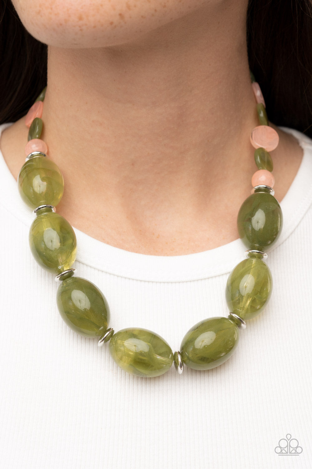 BELLE OF THE BEACH - GREEN NECKLACE - PAPARAZZI - 1844