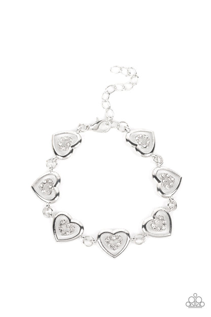 CATCHING FEELINGS - SILVER BRACELET - PAPARAZZI – 1133