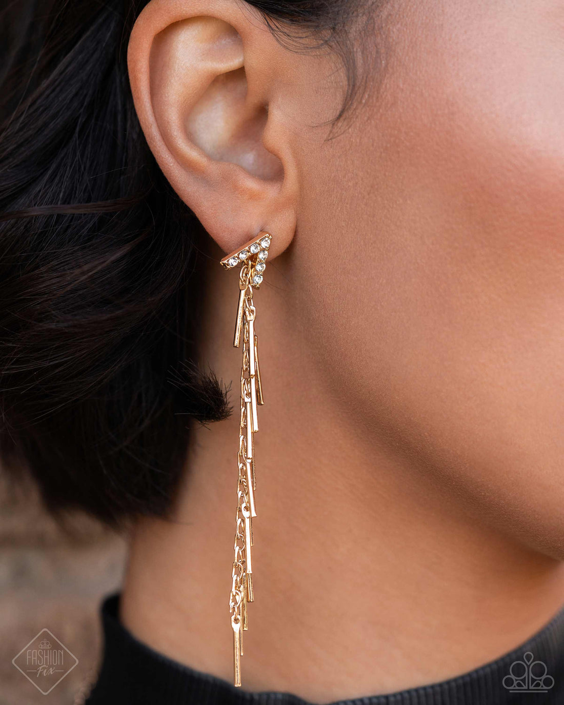 LINEAR LANDMARK – GOLD EARRING – MAGNIFICENT MUSINGS – 1643