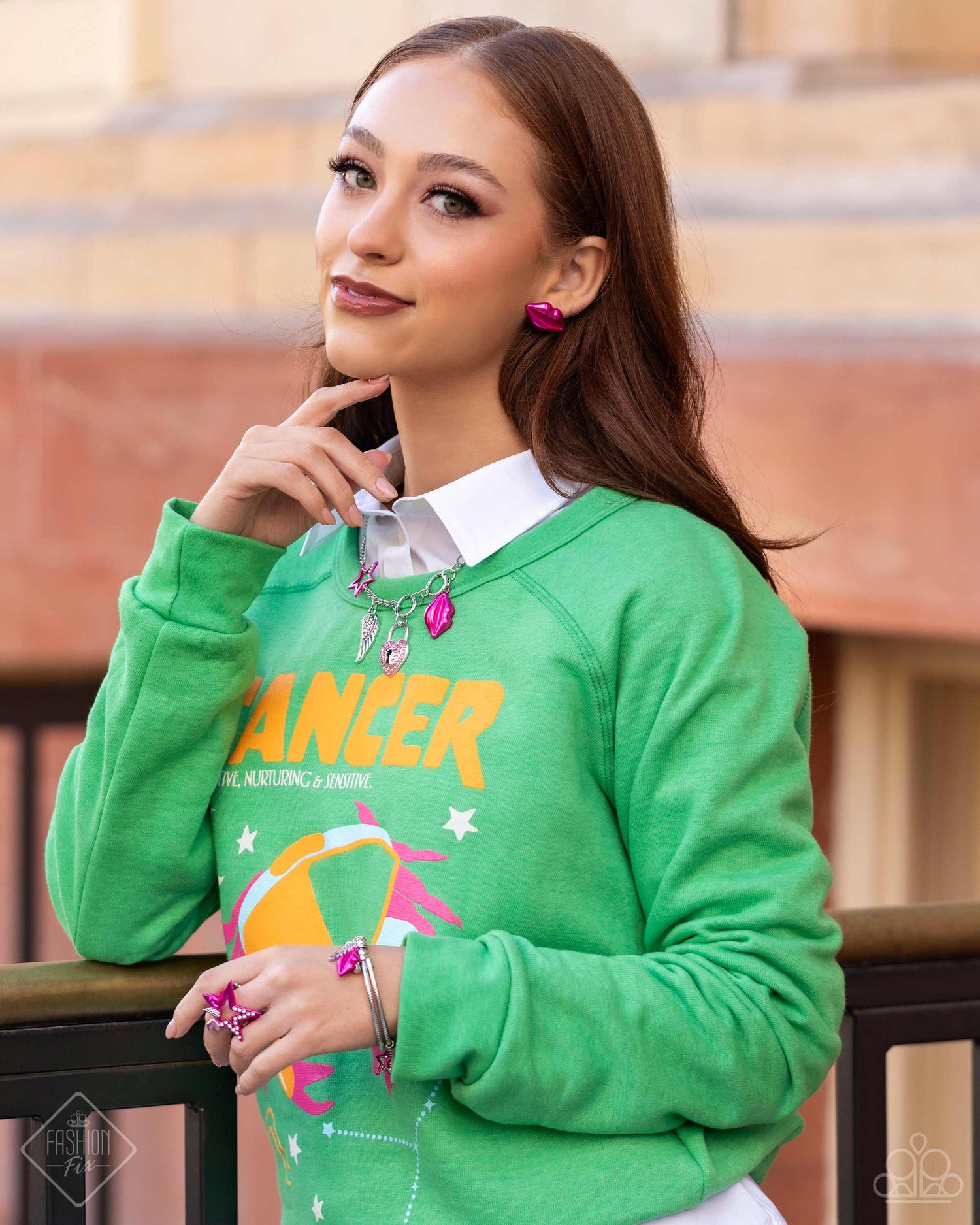 DIVA DECORATION – PINK EARRING – SUNSET SIGHTINGS – 1644