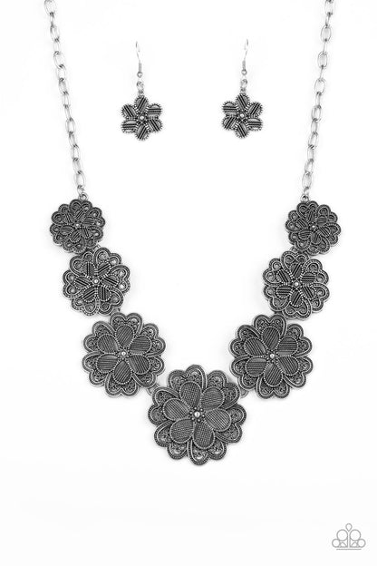 BASKETFUL OF BLOSSOMS - SILVER NECKLACE - PAPARAZZI - 1822