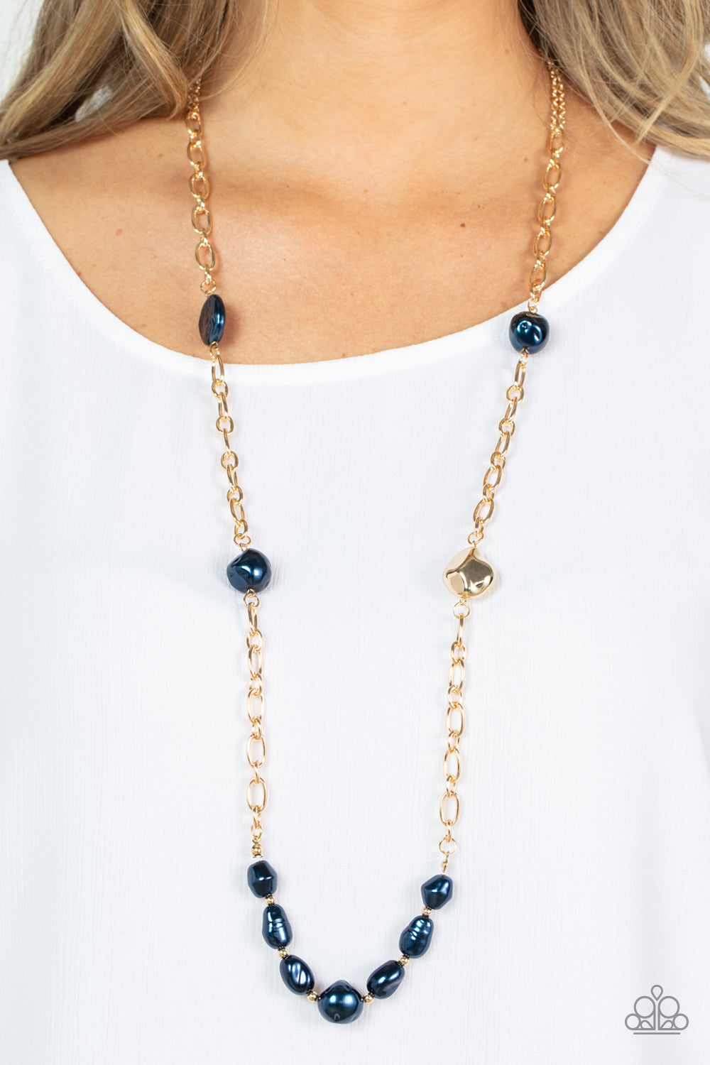 PARDON MY FABULOUS - BLUE NECKLACE - PAPARAZZI – 1830