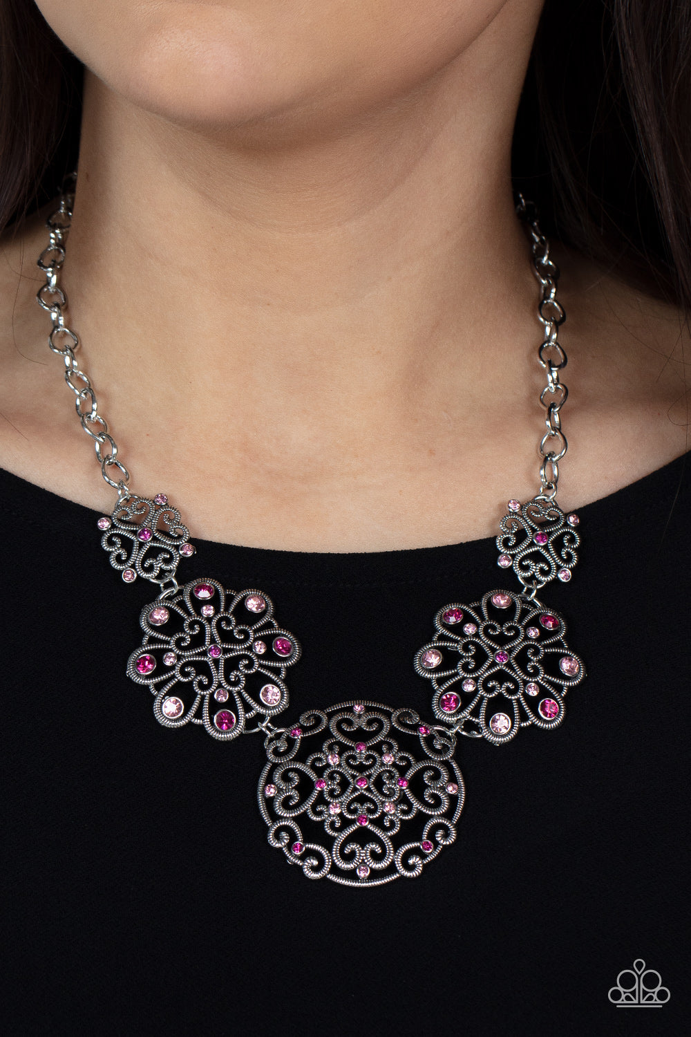 ROYALLY ROMANTIC - PINK NECKLACE - PAPARAZZI -1833