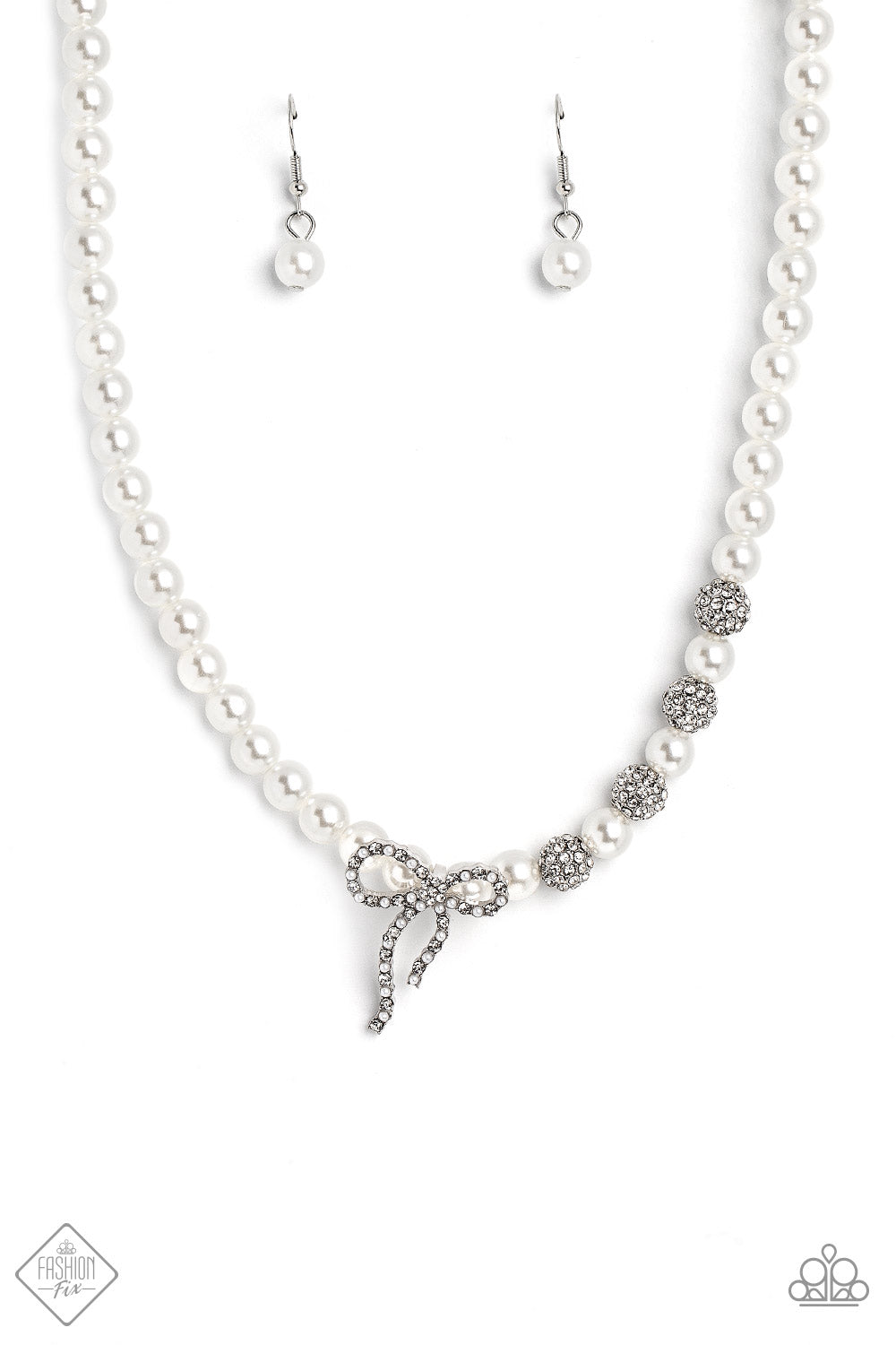 CLASSY CADENZA NECKLACE-WHITE - FIERCELY 5TH AVENUE - 1598