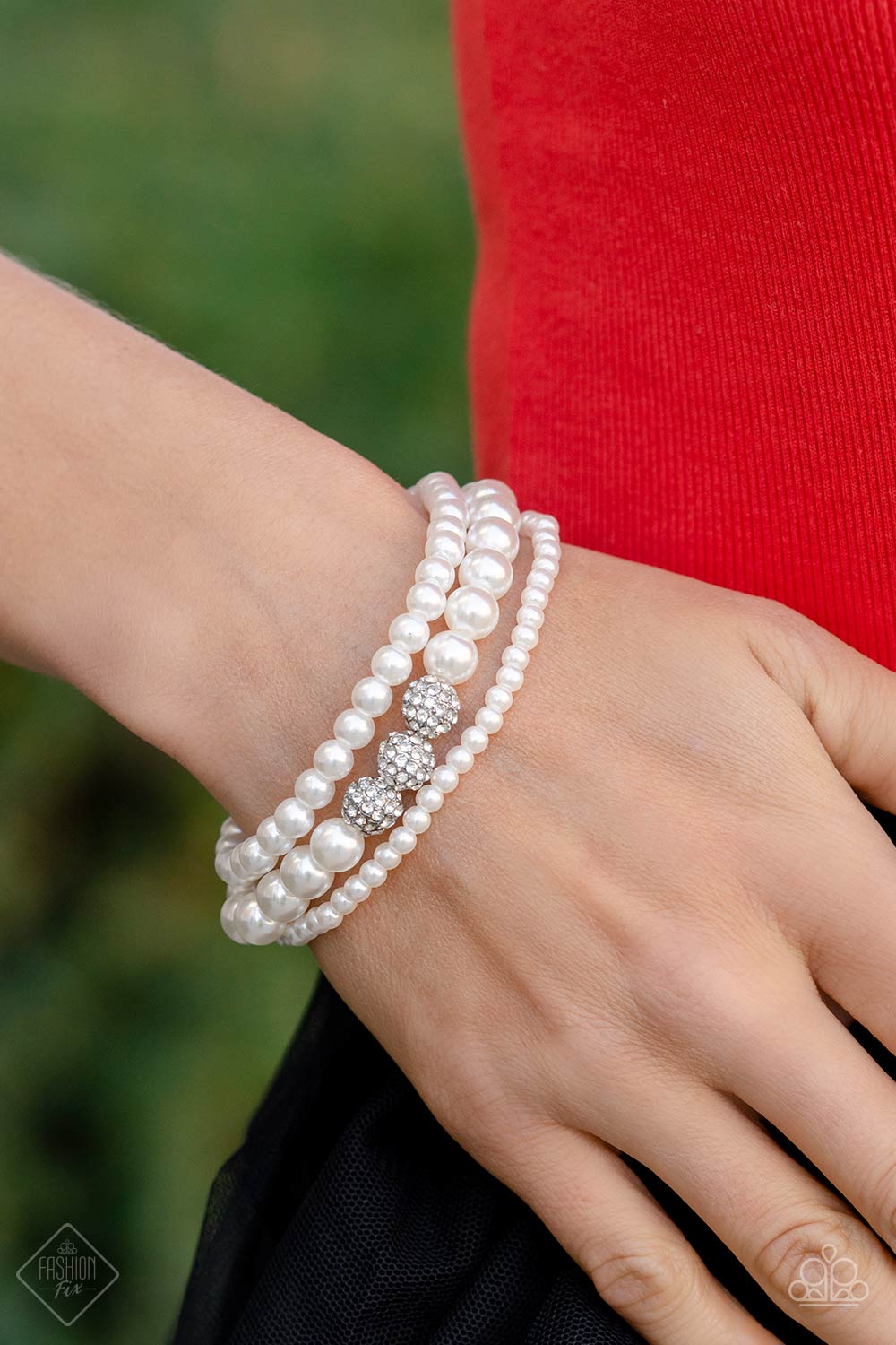 SHOWY SOPRANO BRACELET-WHITE - FIERCELY 5TH AVENUE - 1598