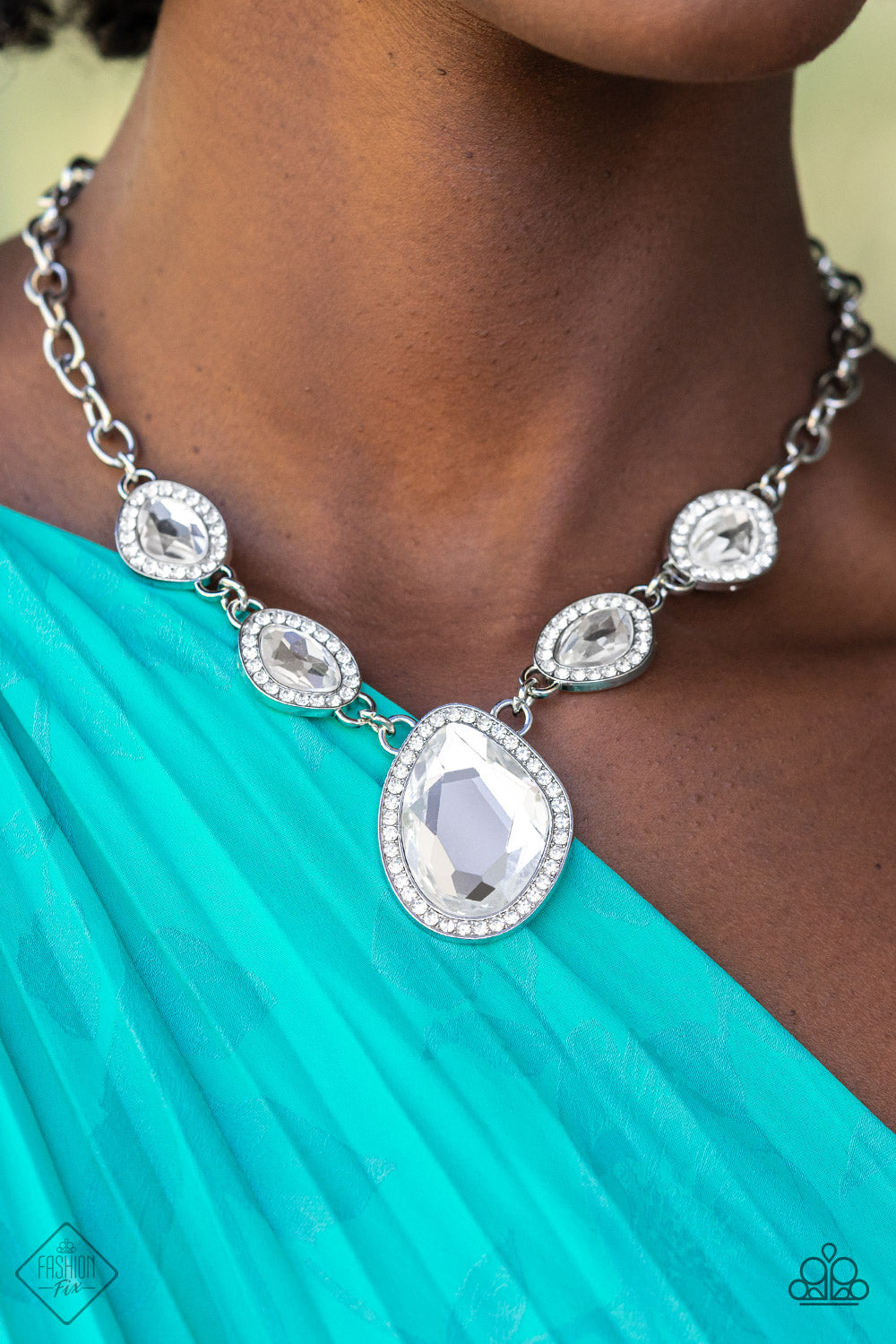 THE UPPER ECHELON - WHITE NECKLACE - FIERCELY 5TH AVENUE - 1574