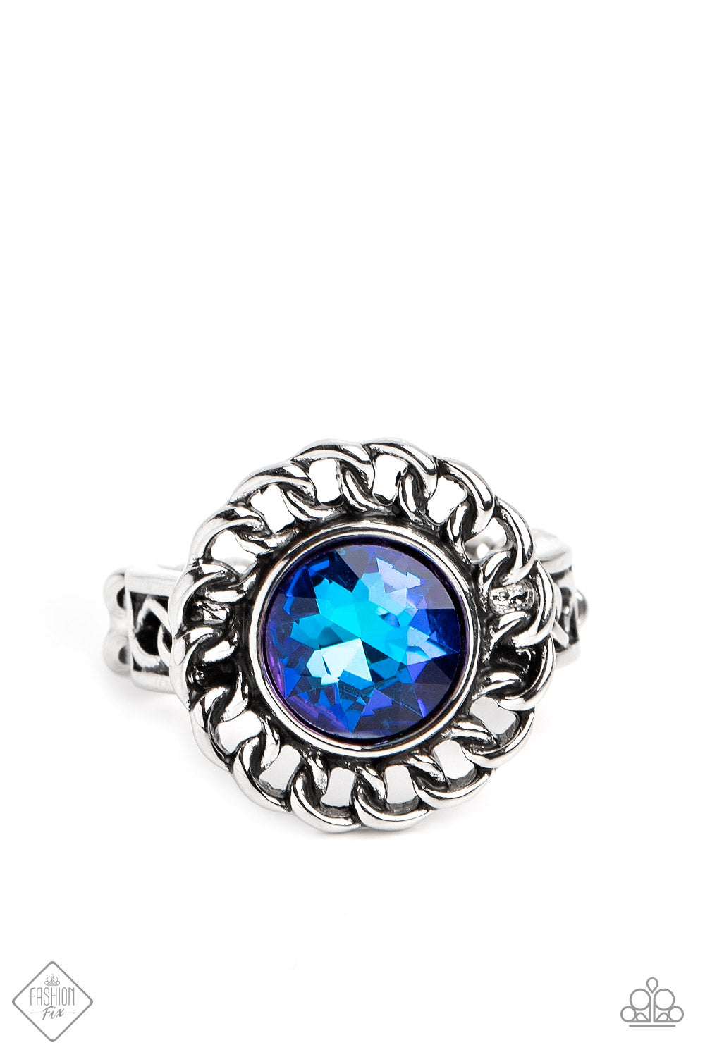 ROUND TABLE RUNWAY - BLUE RING - MAGNIFICENT MUSINGS - 1600