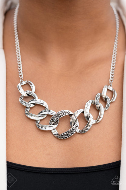 BOMBSHELL BLING - SILVER NECKLACE - MAGNIFICENT MUSINGS - 1556