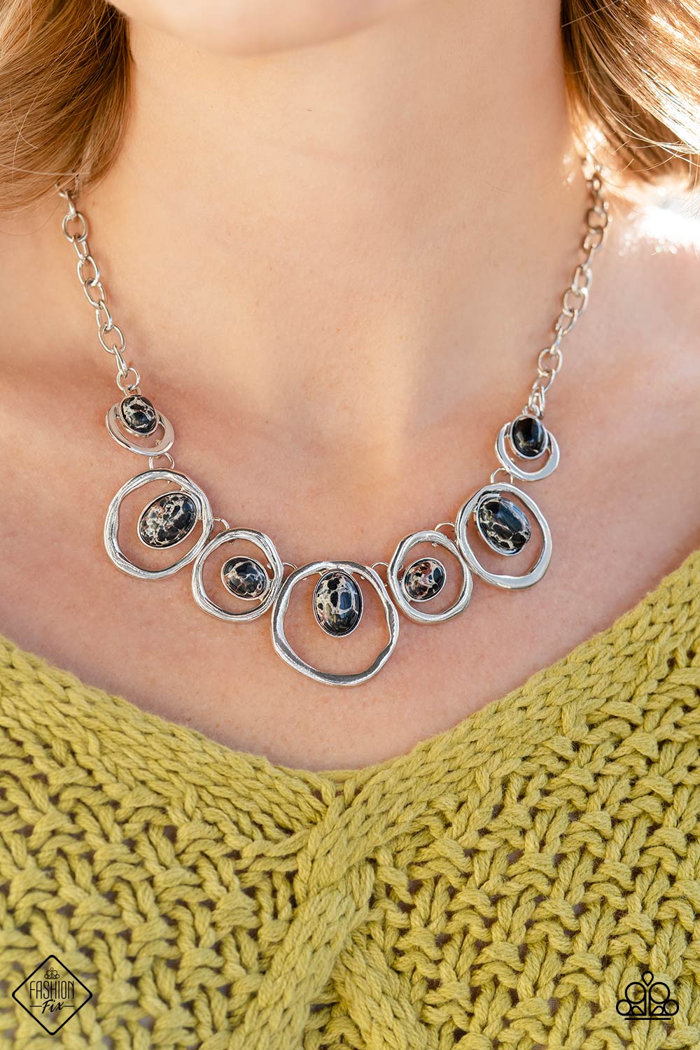 MARBLE MEDLEY NECKLACE-BLACK - SIMPLY SANTA FE - 1601