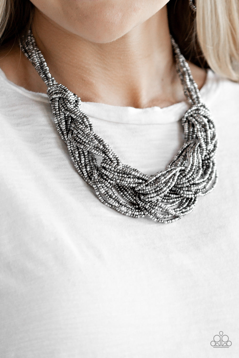 CITY CATWALK - SILVER NECKLACE - PAPARAZZI -1763