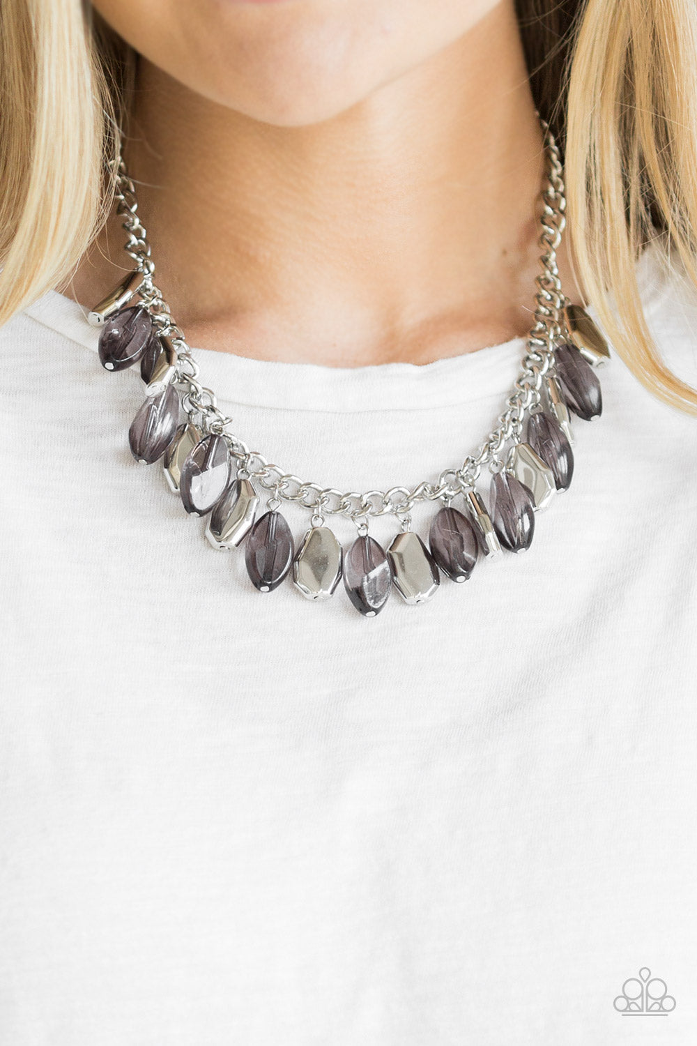 FRINGE FABULOUS - SILVER NECKLACE - PAPARAZZI - 1779