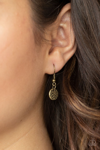 GLADIATOR GLAM - BRASS NECKLACE - PAPARAZZI - 1780