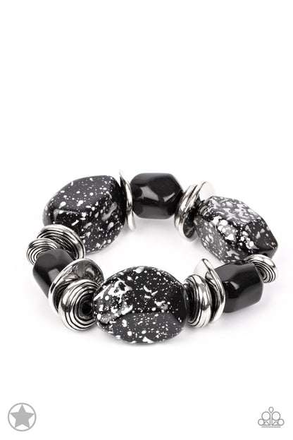 GLAZE OF GLORY - BLACK BRACELET - PAPARAZZI - 1110