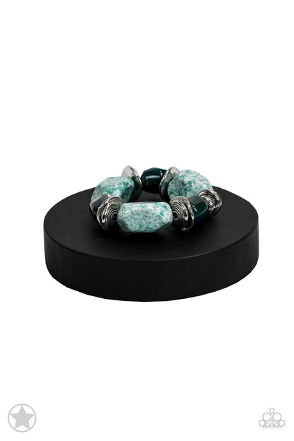 GLAZE OF GLORY - BLUE BRACELET - PAPARAZZI - 1127