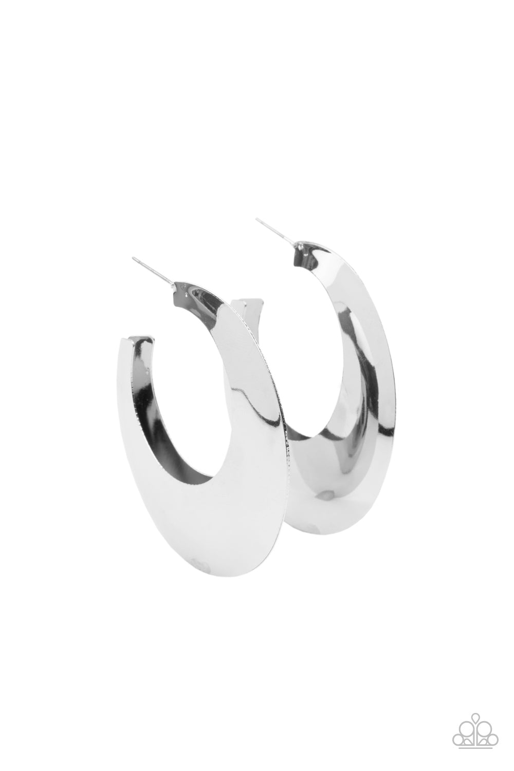 GOING OVAL BOARD - SILVER EARRINGS - PAPARAZZI